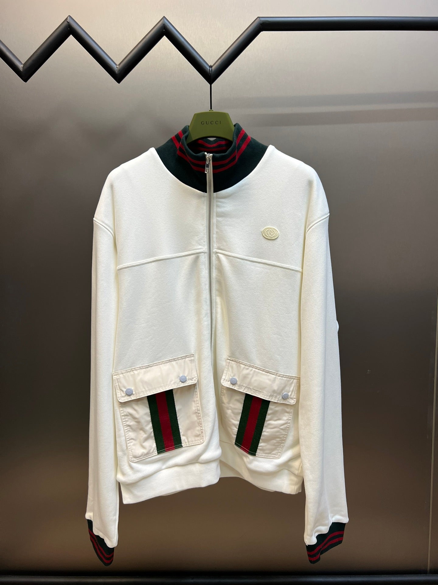 Gucci Coats & Jackets NO.1