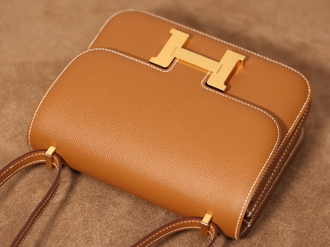 Hermès Constanace 19 Crossbody bag