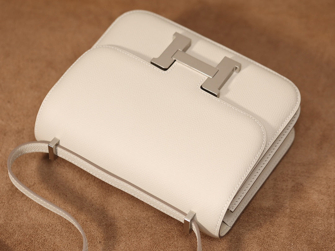 Hermès Constanace 19 Crossbody bag