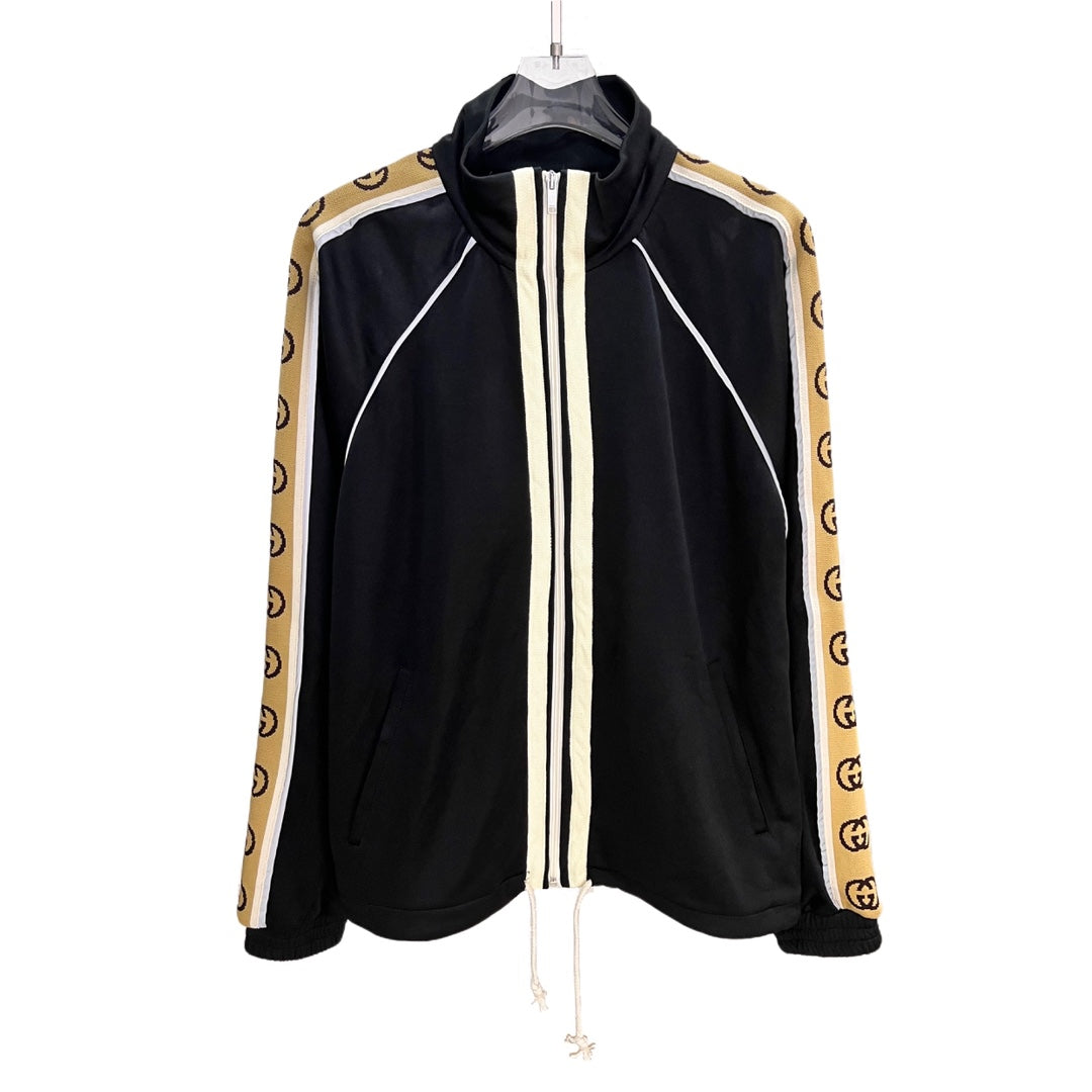 Gucci Coats & Jackets NO.4