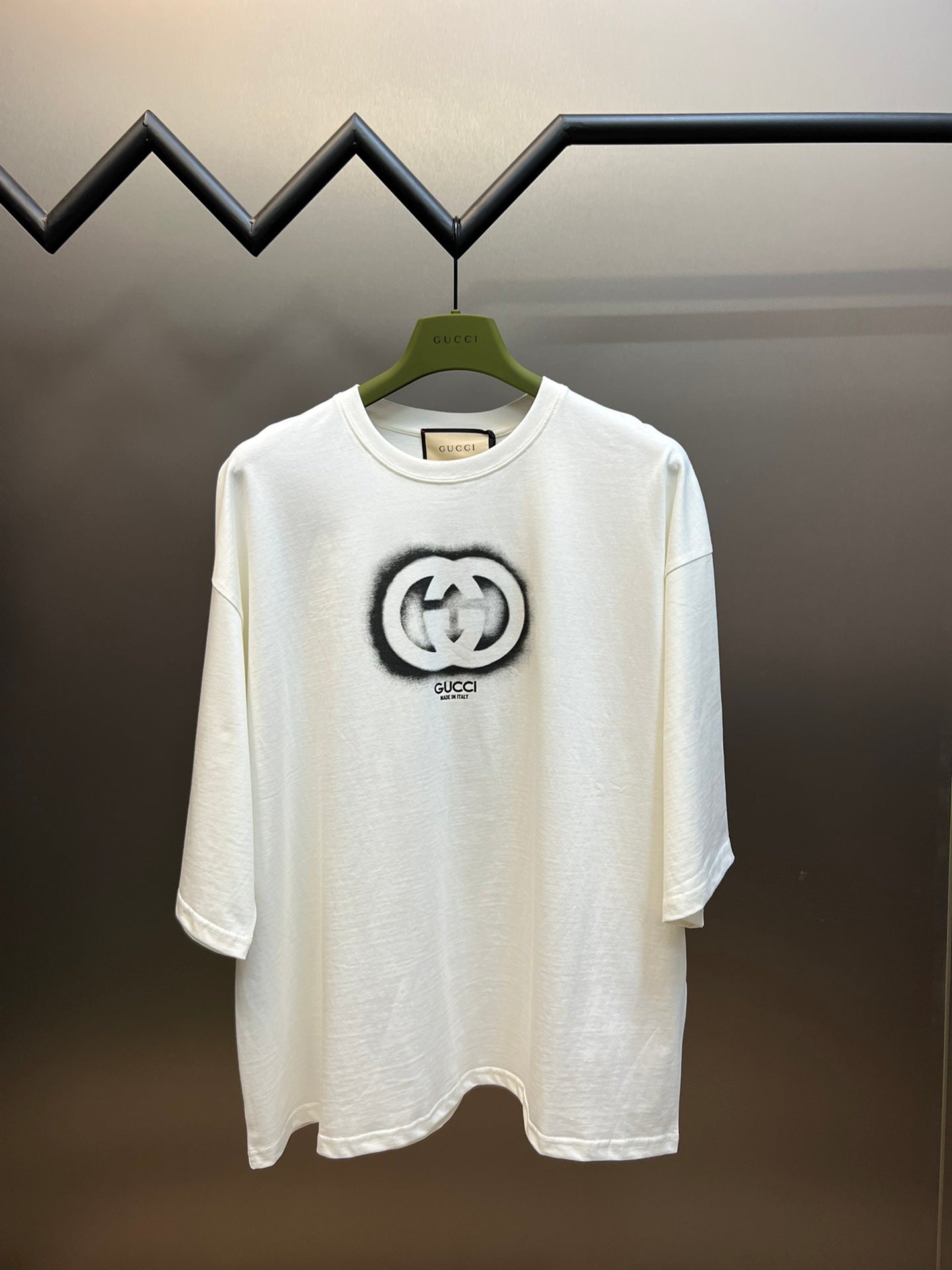 Gucci T-shirt NO.4