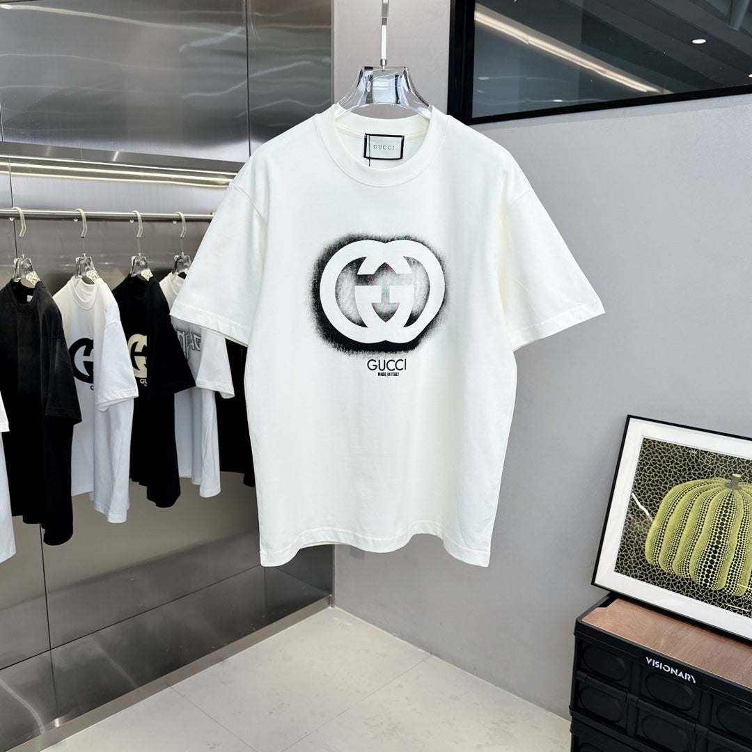Gucci T-shirt NO.4