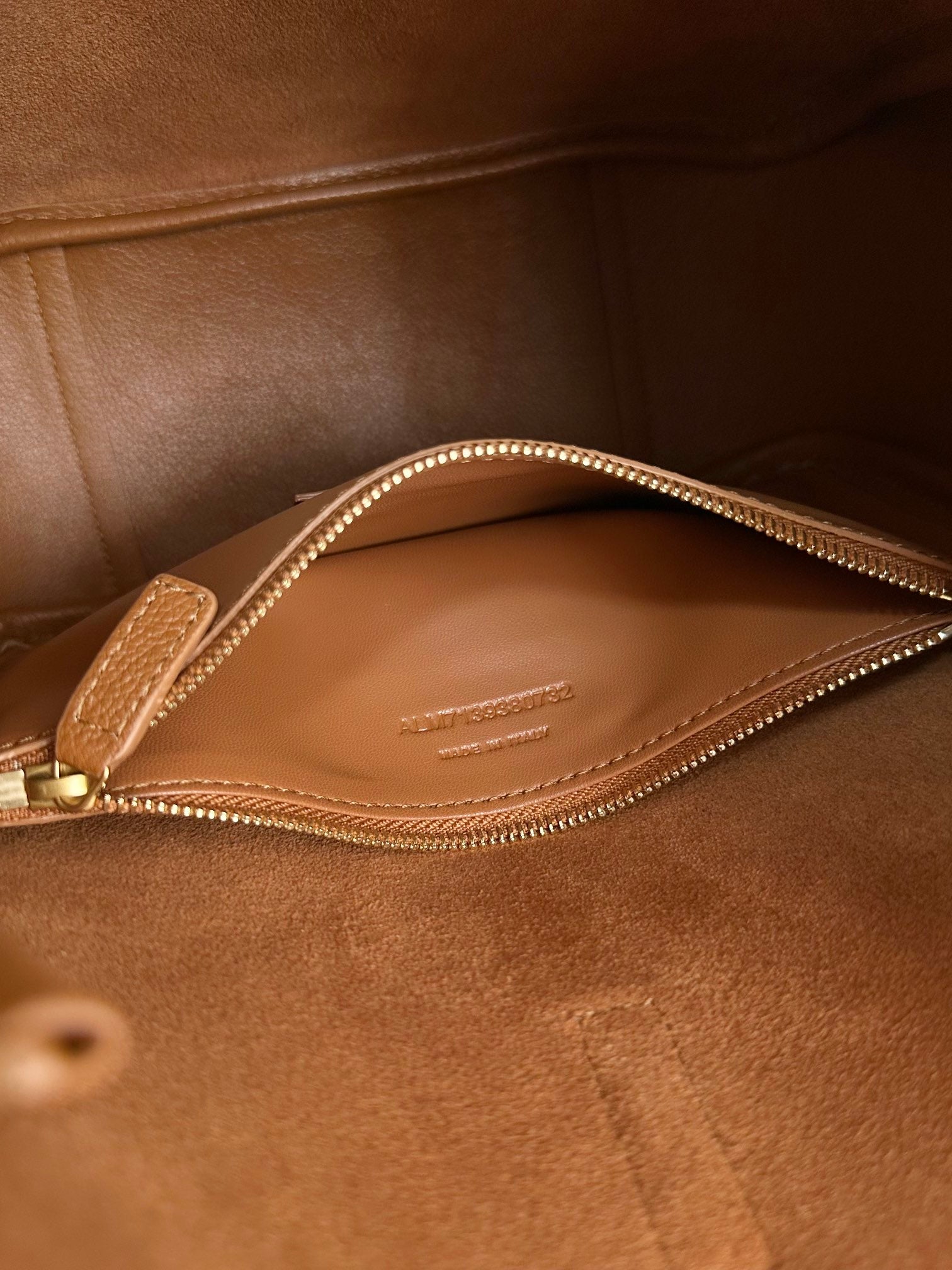 YSL LE5A7 Hobo Shoulder bag（Medium size）