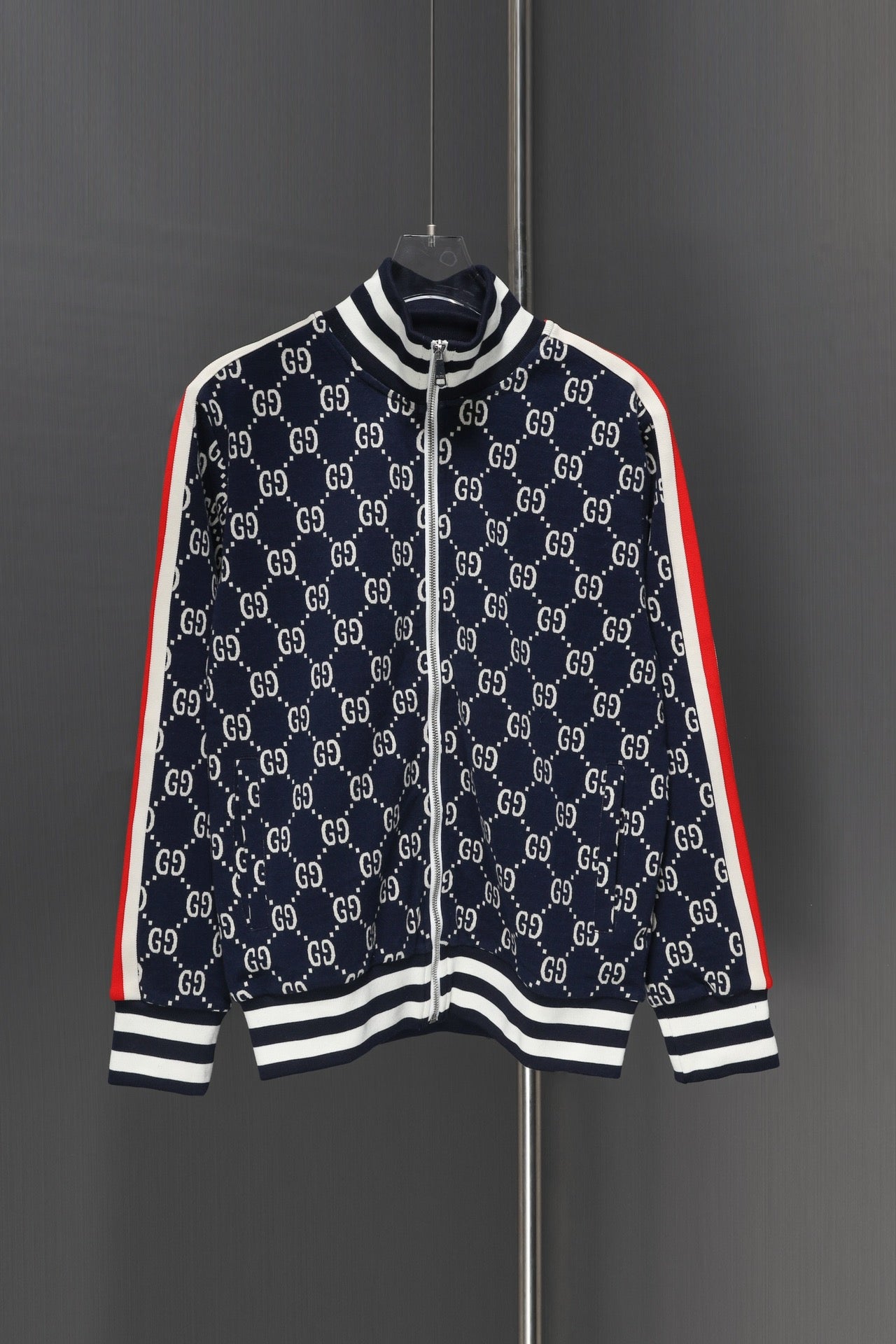 Gucci Coats & Jackets NO.5