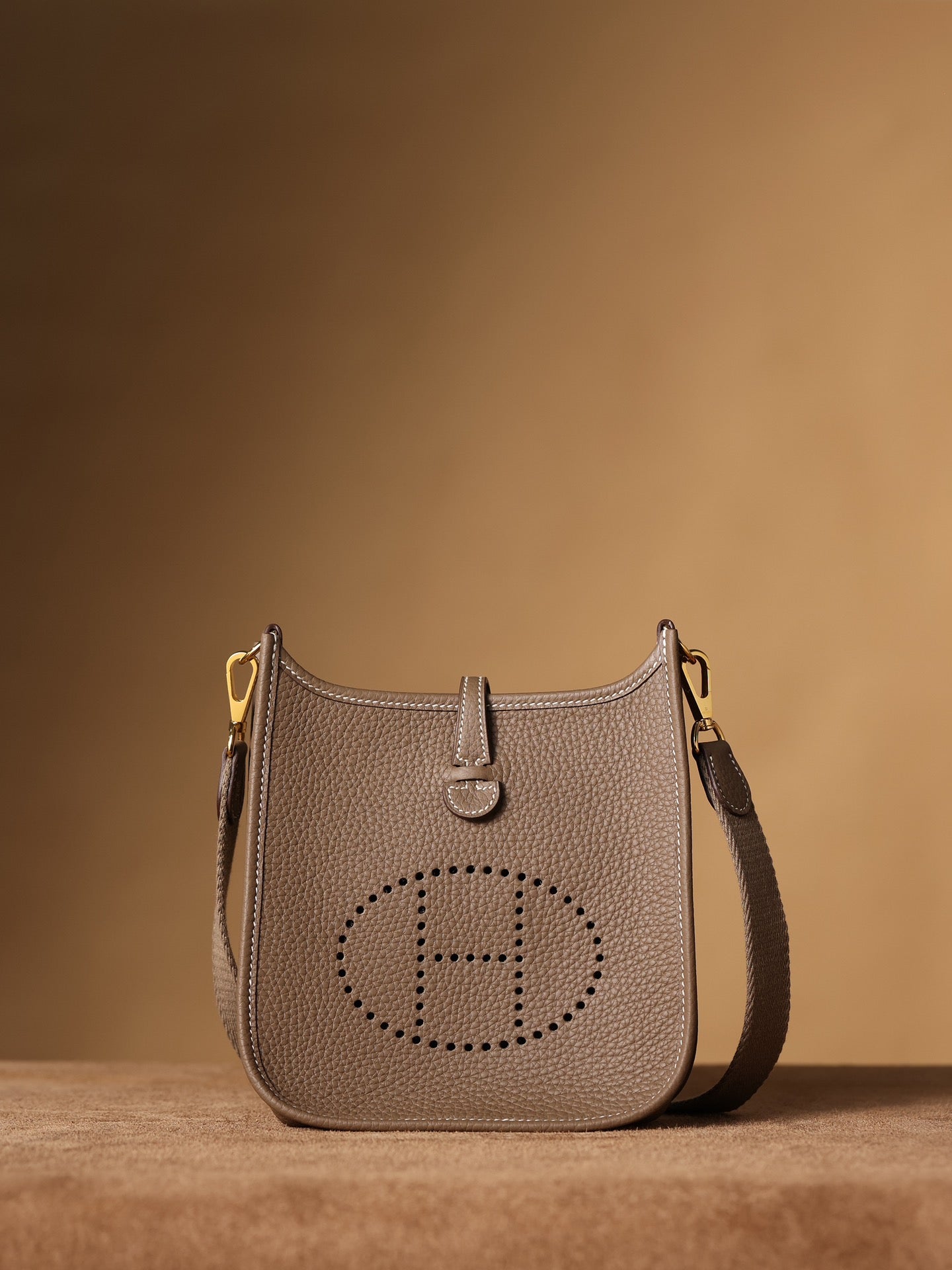 Hermès Evelyne 16 Shoulder bag