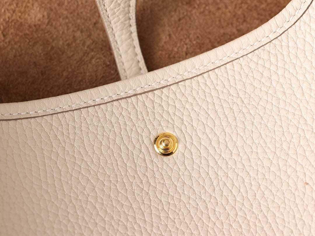 Hermès Evelyne 16 Shoulder bag