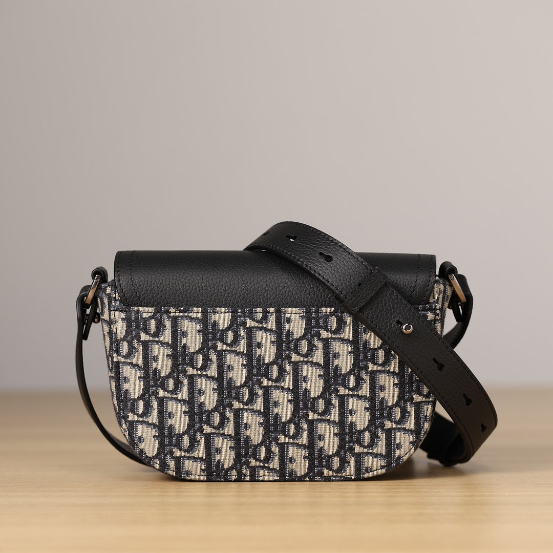 Dior Saddle bag Mini
