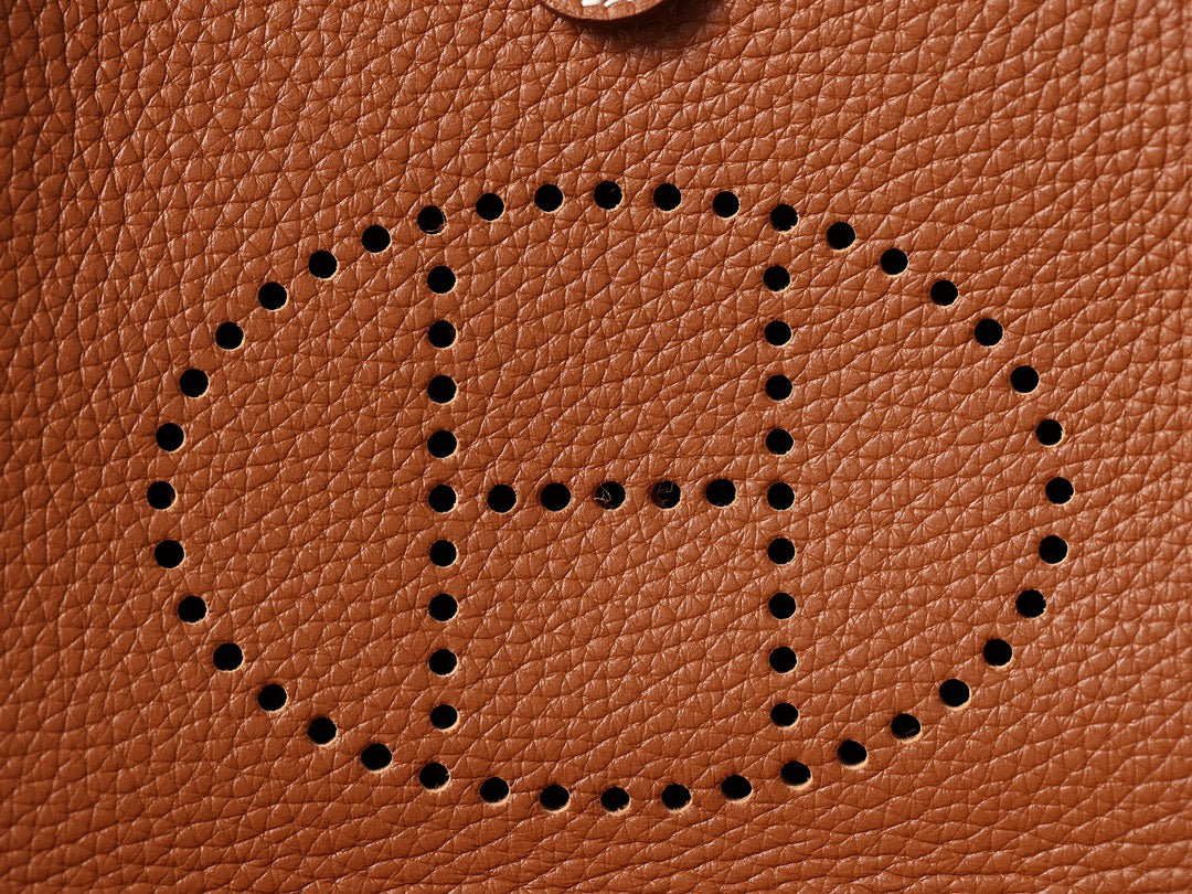 Hermès Evelyne 16 Shoulder bag