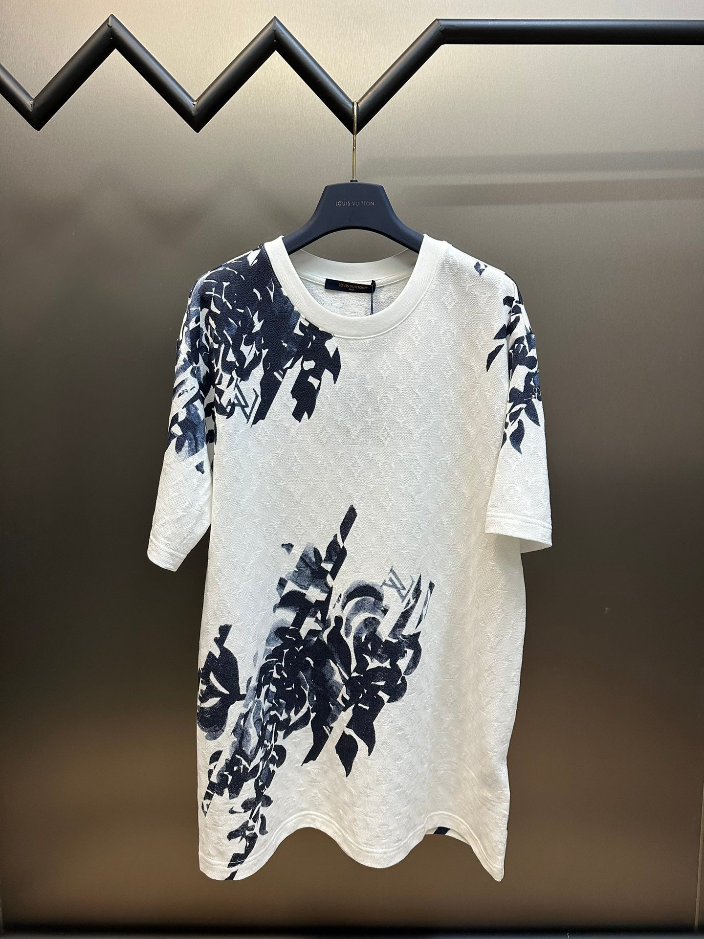 Louis Vuitton T-shirt NO.2