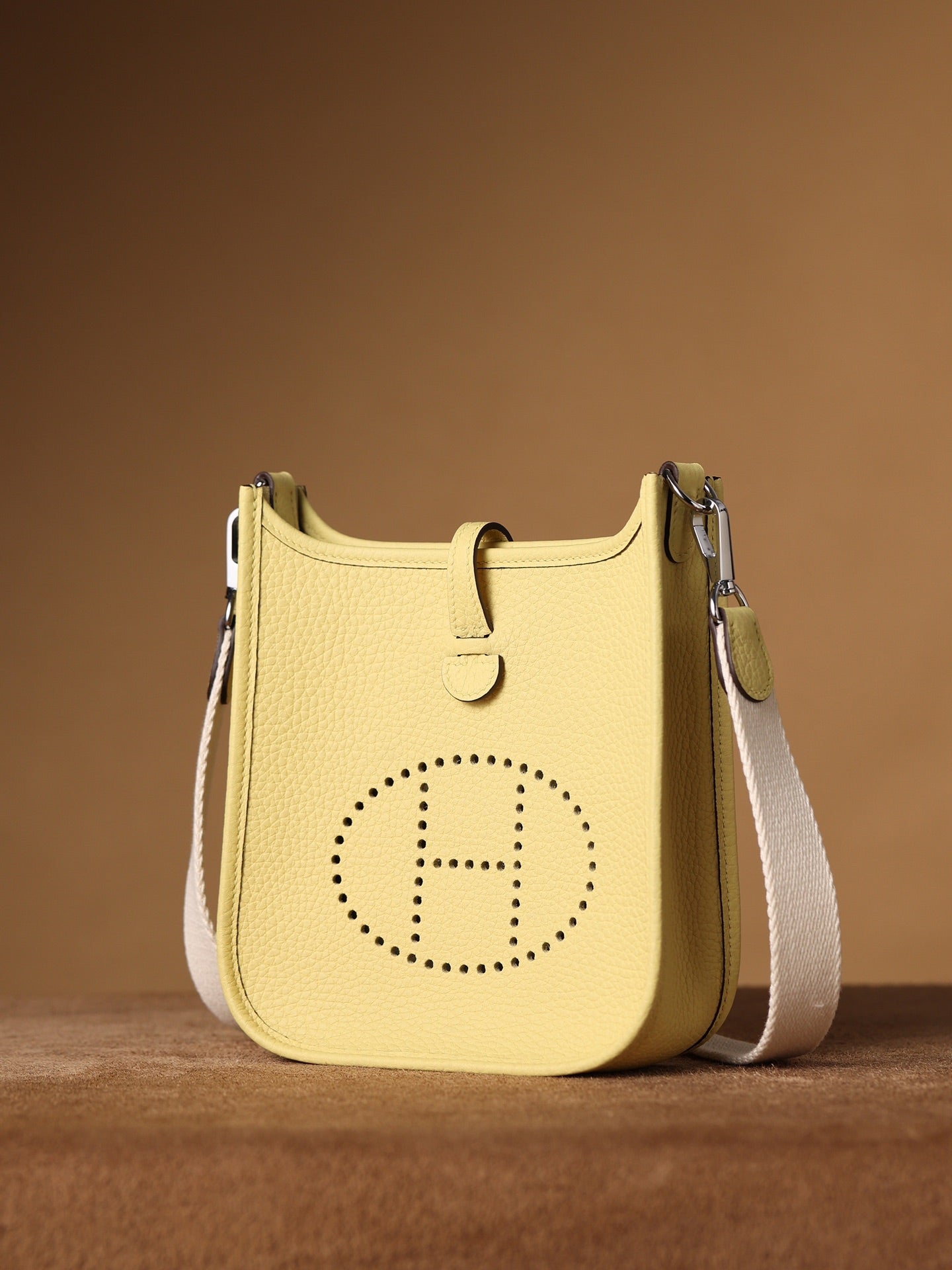 Hermès Evelyne 16 Shoulder bag