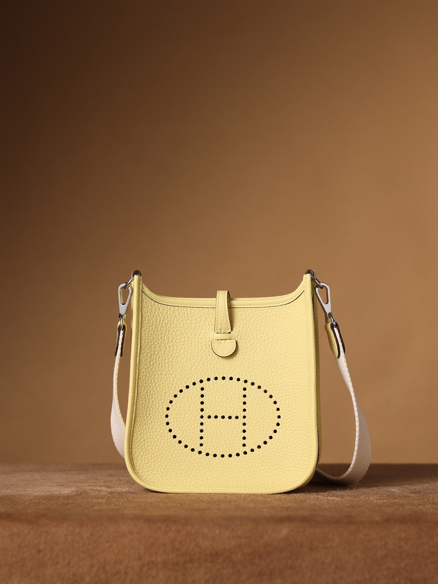 Hermès Evelyne 16 Shoulder bag