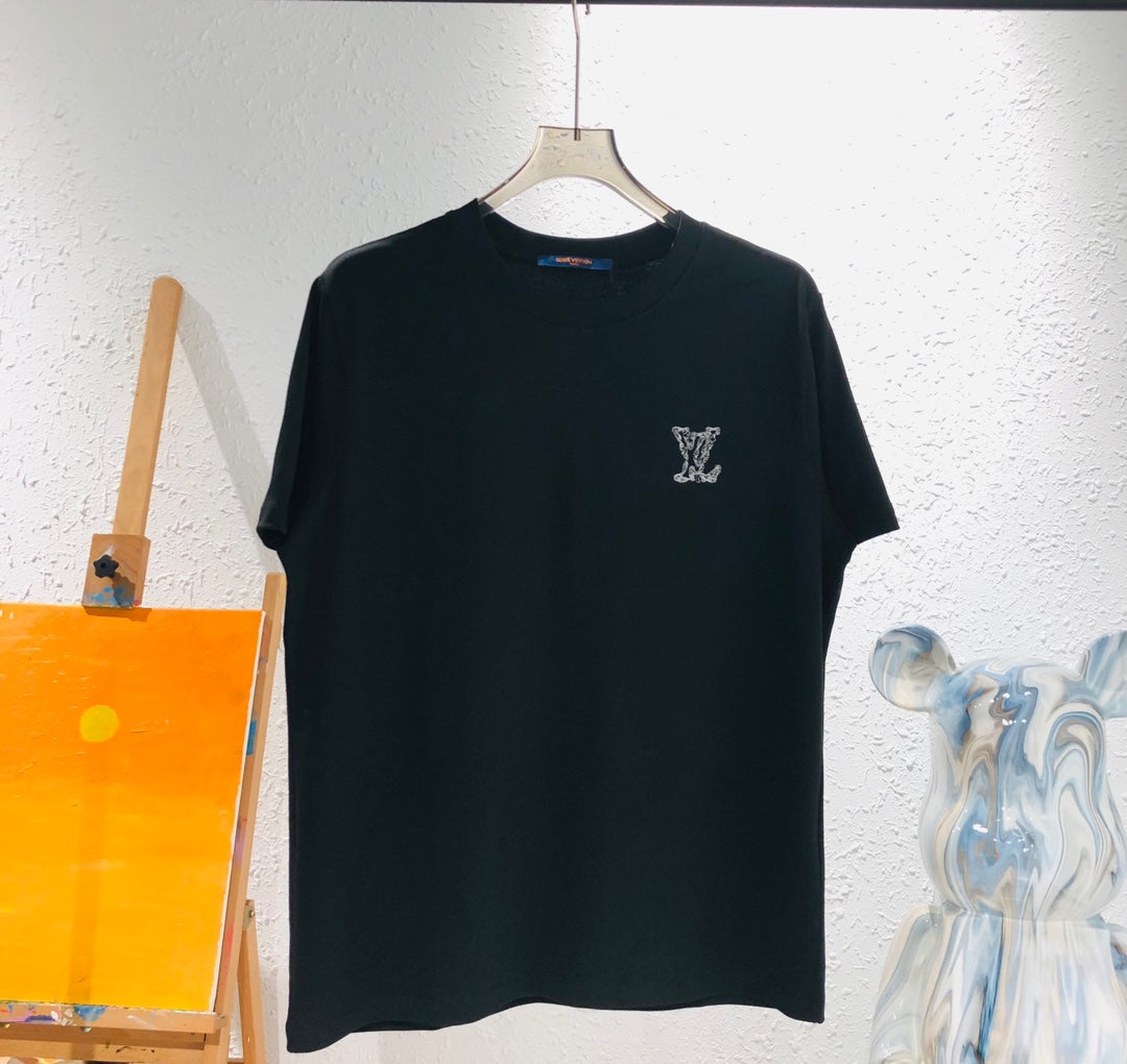 Louis Vuitton T-shirt NO.2