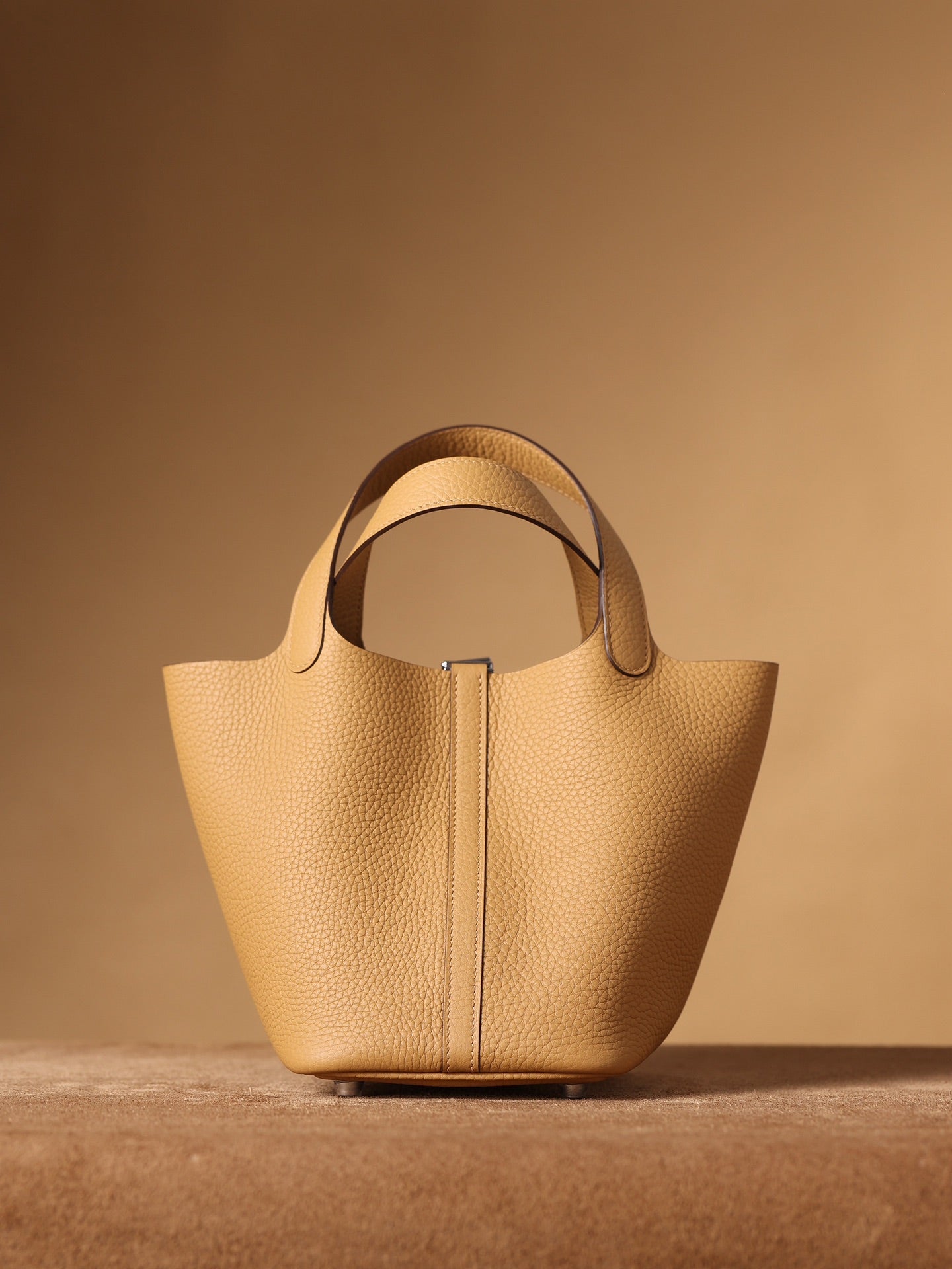 Hermès Picotin Lock 18 Handbag