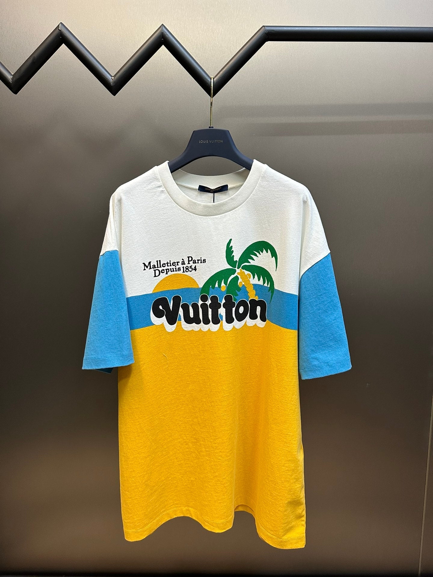 Louis Vuitton T-shirt NO.2