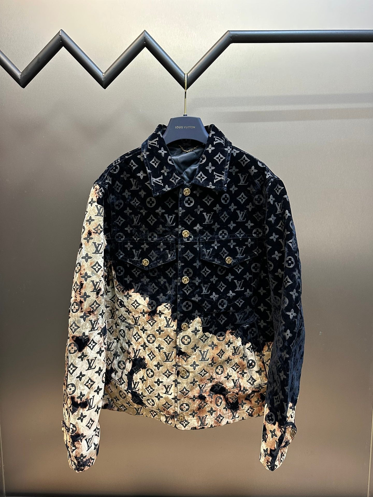 Louis Vuitton Coats & Jackets NO.3