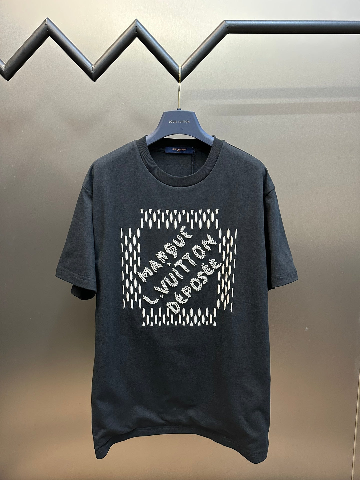Louis Vuitton T-shirt NO.3