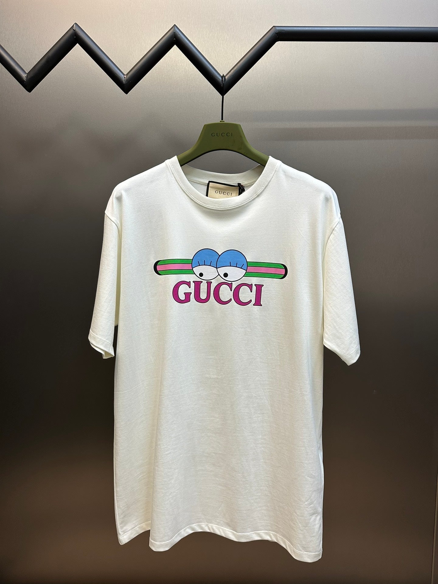 Gucci T-shirt NO.4