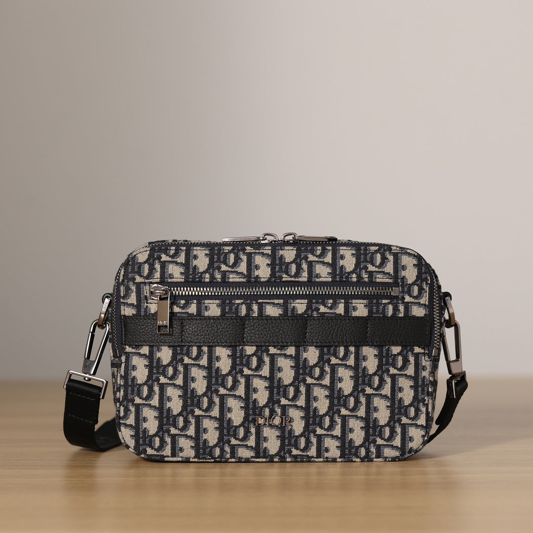 Dior Safari Messenger bag