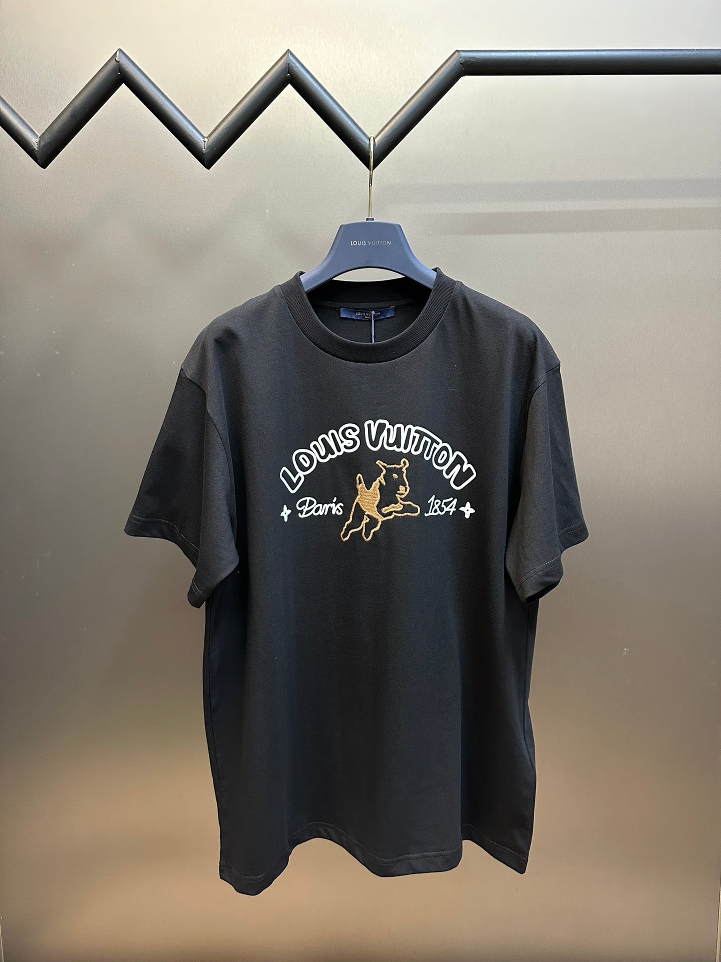 Louis Vuitton T-shirt NO.3
