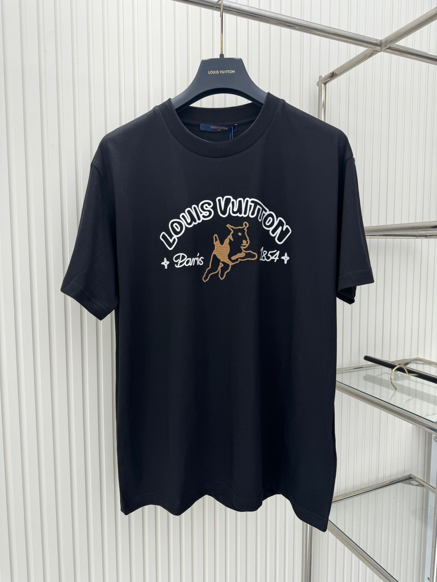 Louis Vuitton T-shirt NO.3