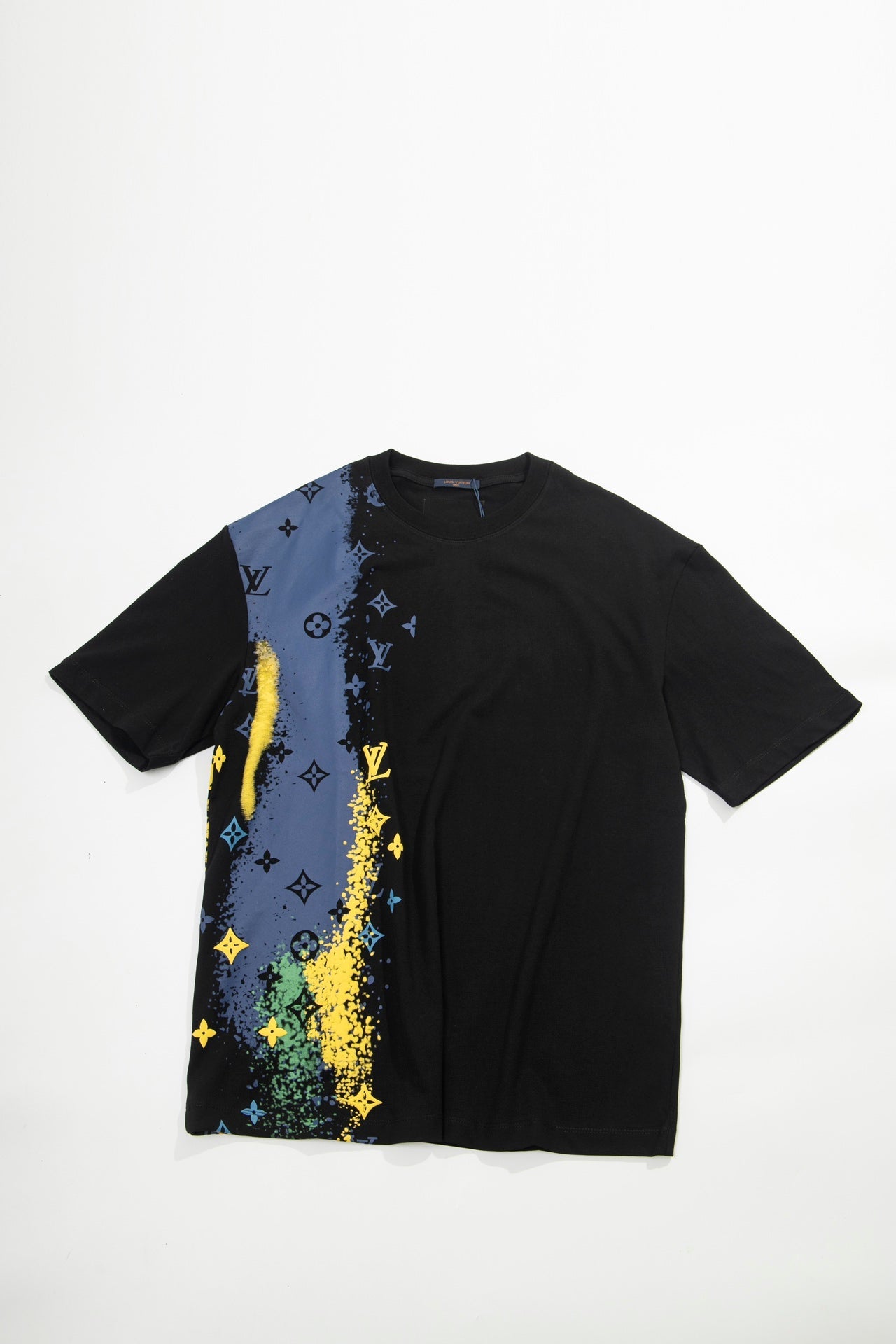 Louis Vuitton T-shirt NO.6