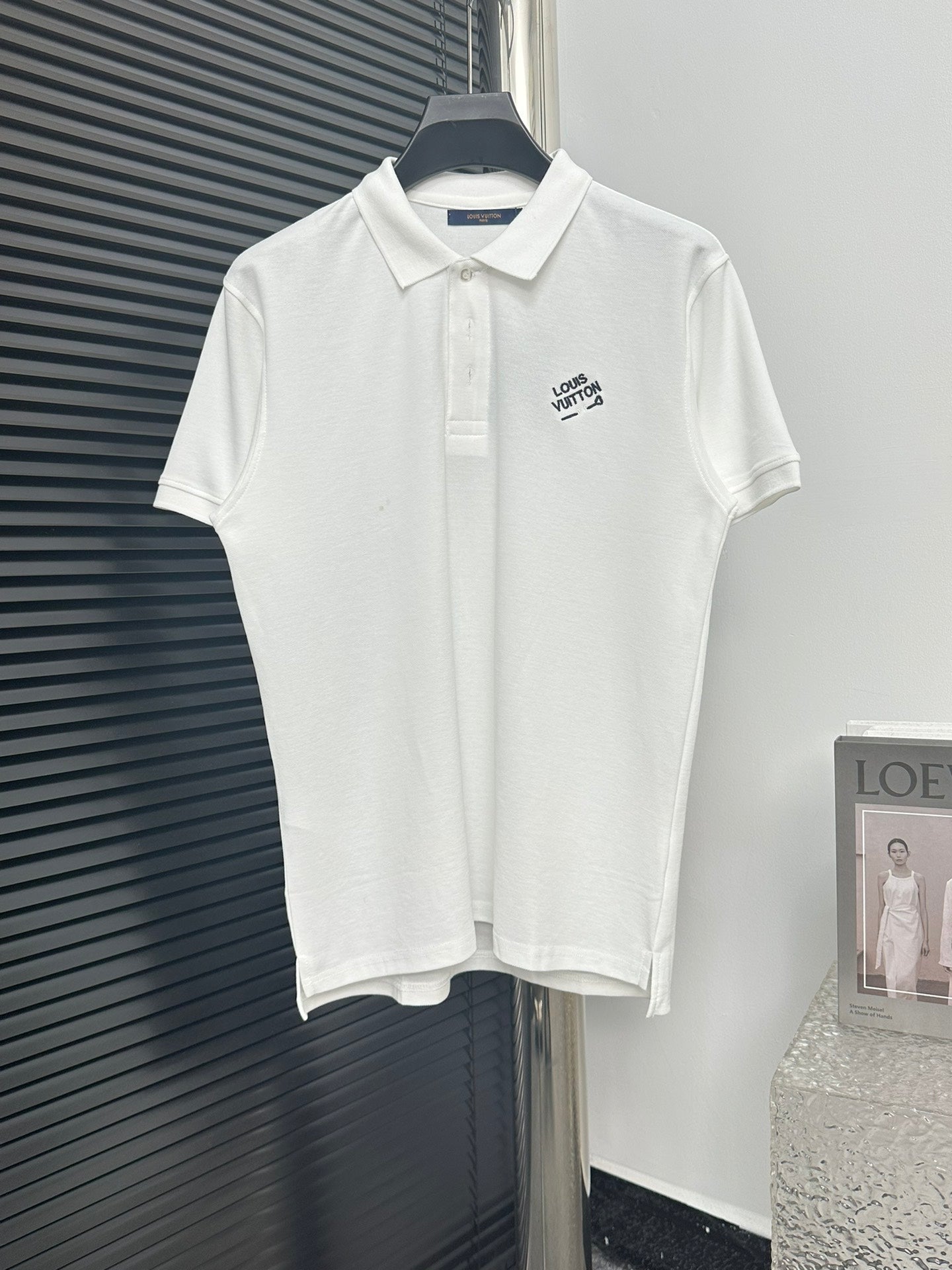 Louis Vuitton T-shirt NO.3