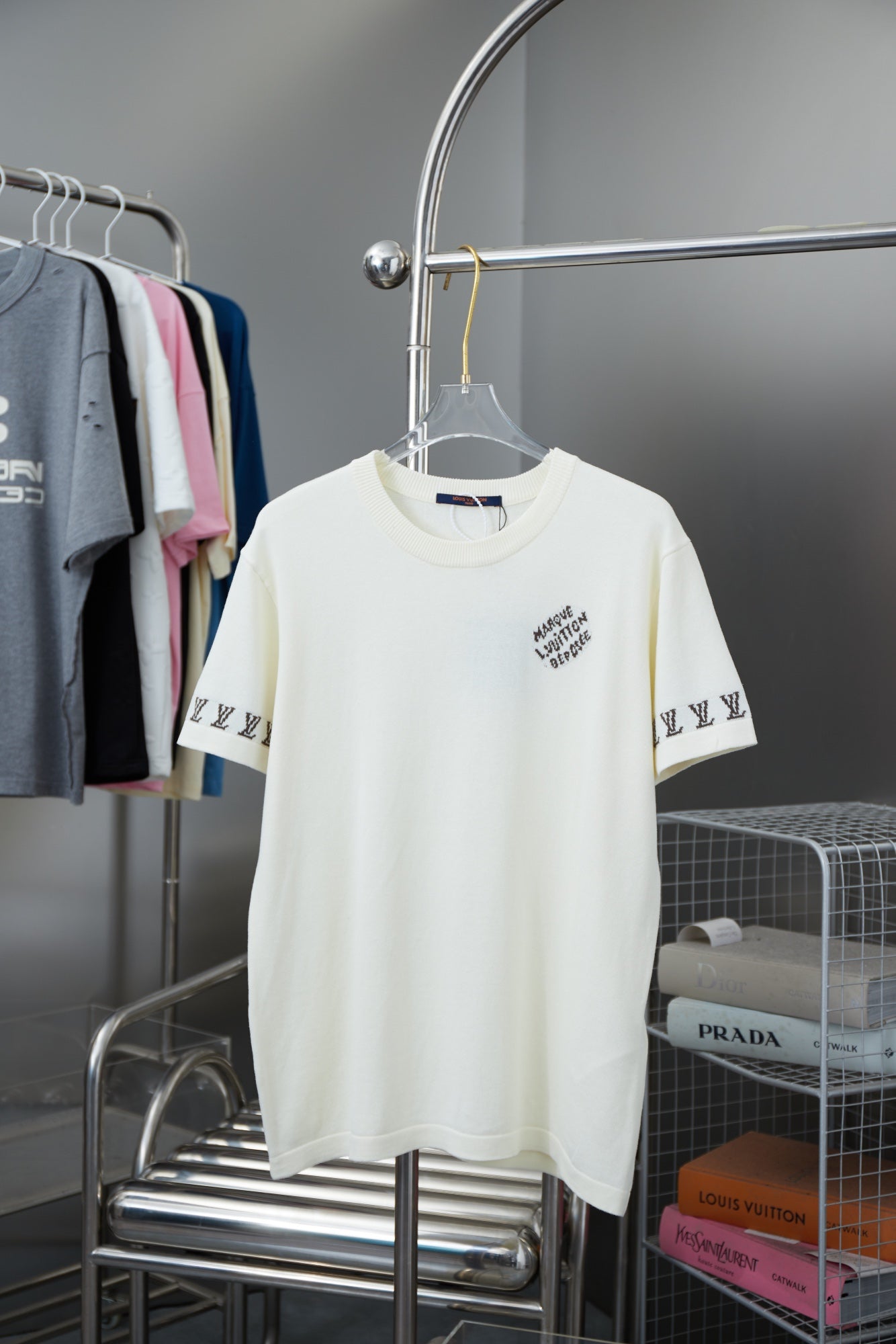 Louis Vuitton T-shirt NO.3