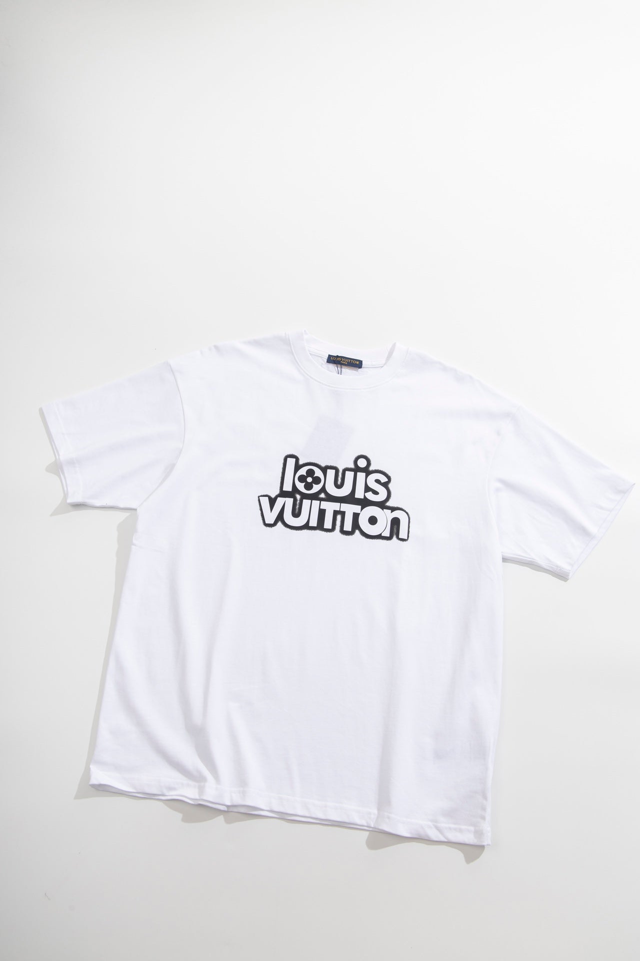 Louis Vuitton T-shirt NO.6