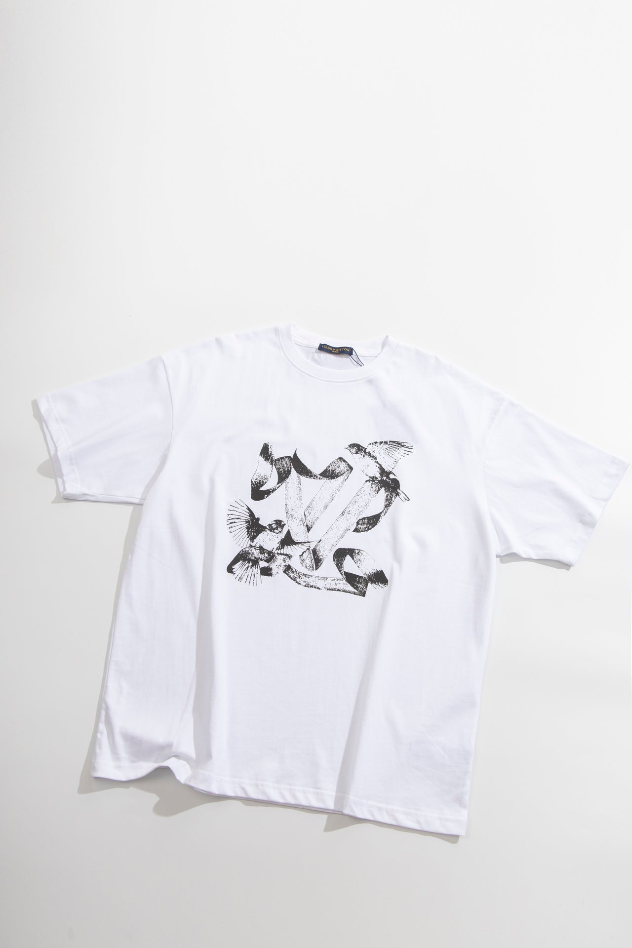 Louis Vuitton T-shirt NO.6