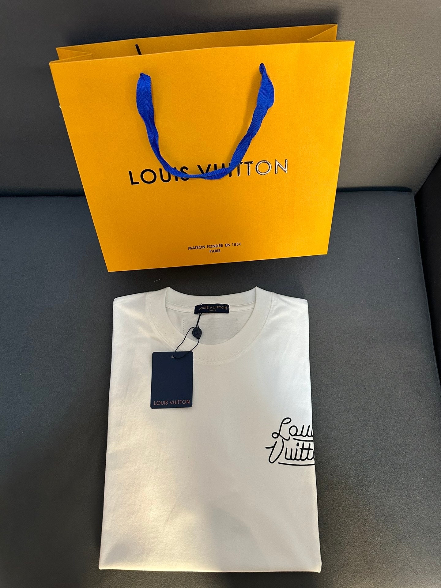 Louis Vuitton T-shirt NO.6