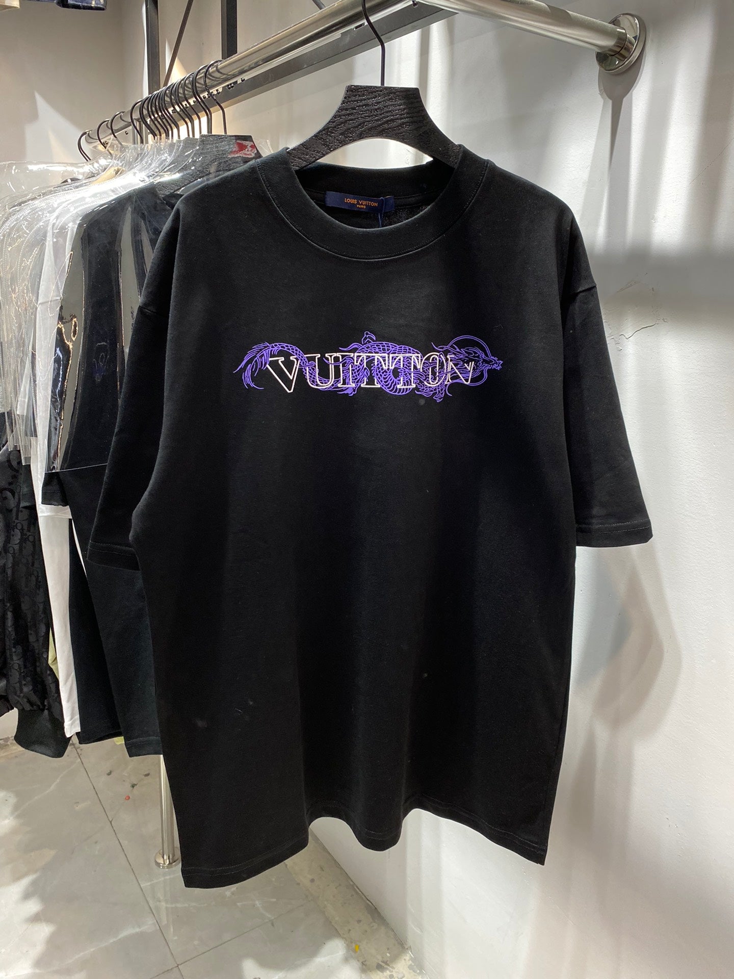 Louis Vuitton T-shirt NO.3