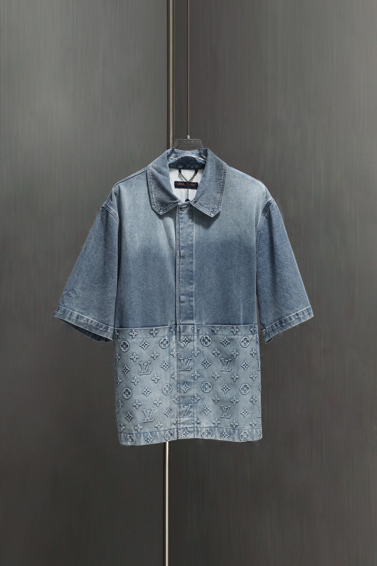 Louis Vuitton T-shirt NO.3