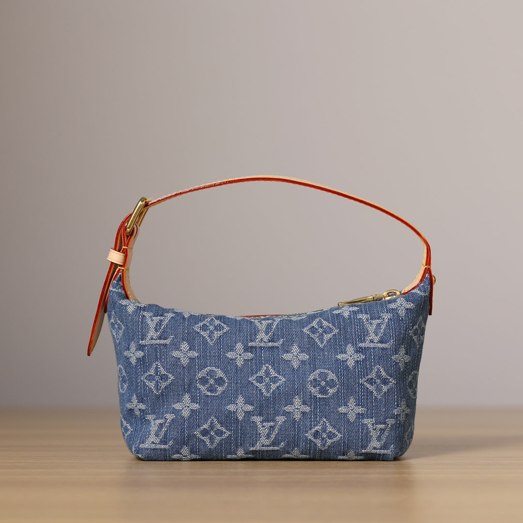 LV Hills Pochette Handbag