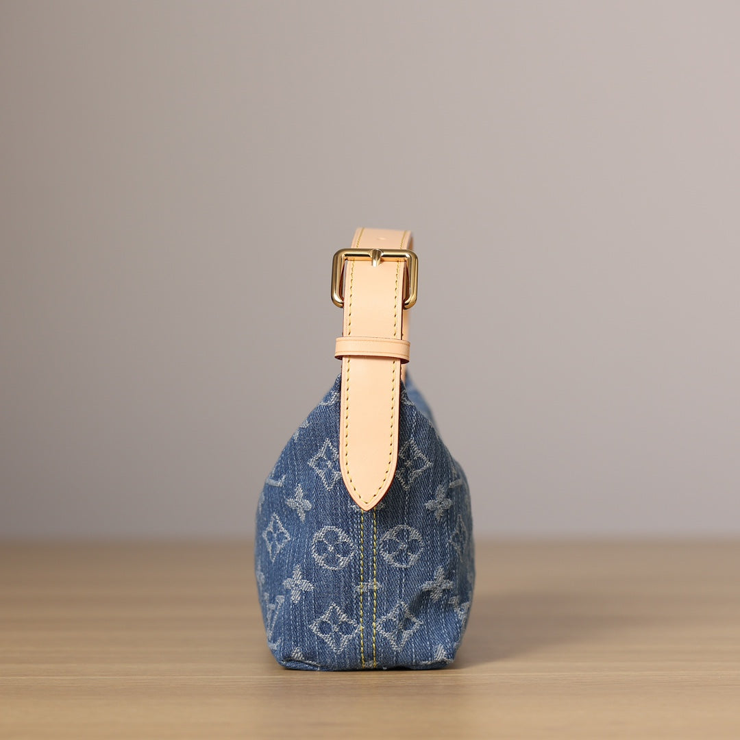 LV Hills Pochette Handbag