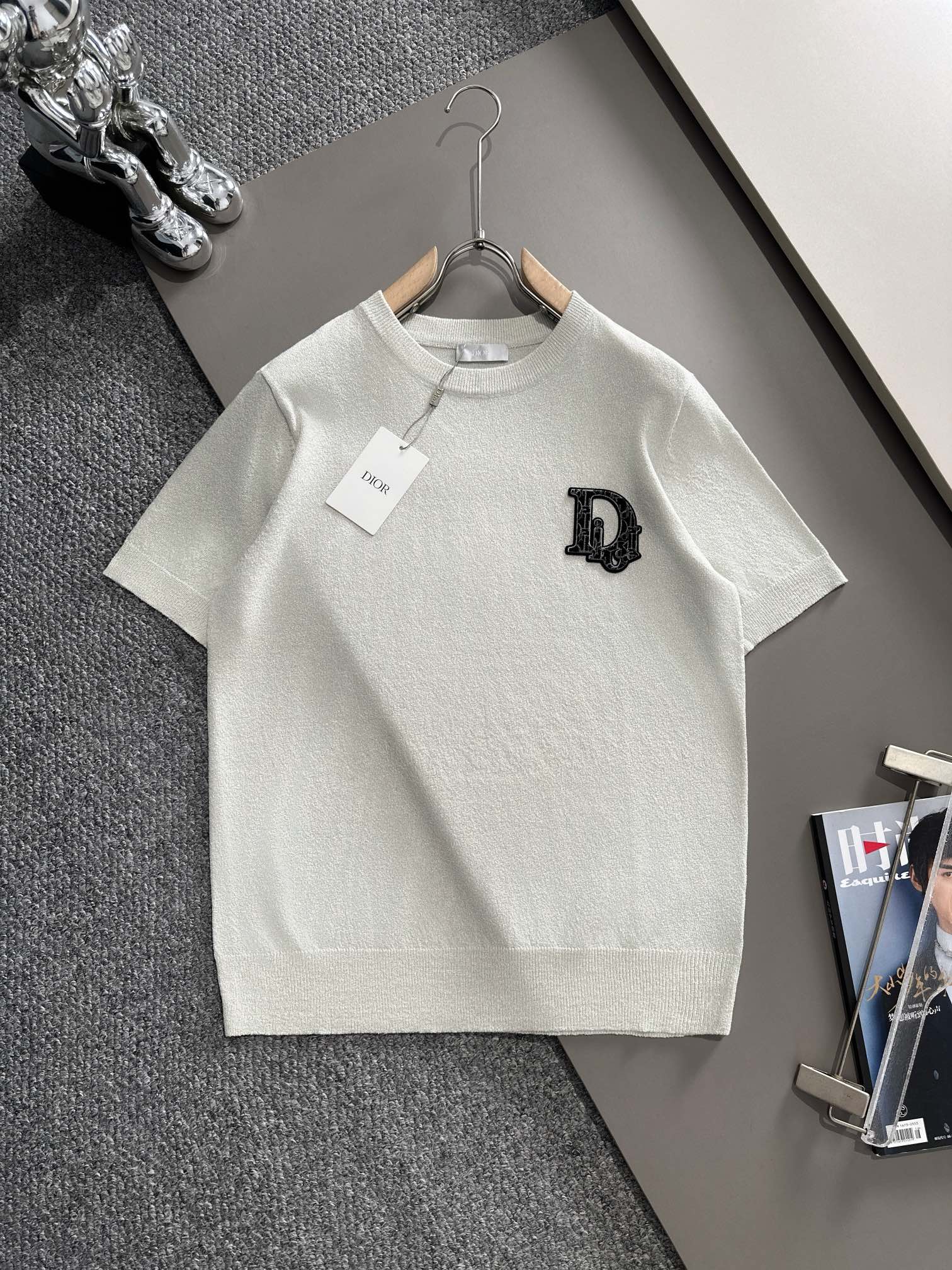 Dior T-shirt NO.1