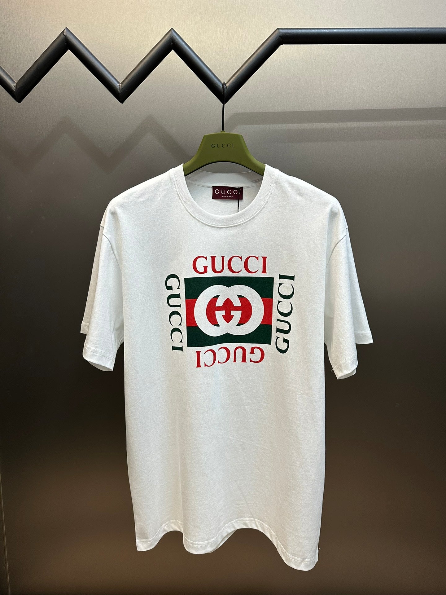 Gucci T-shirt NO.6