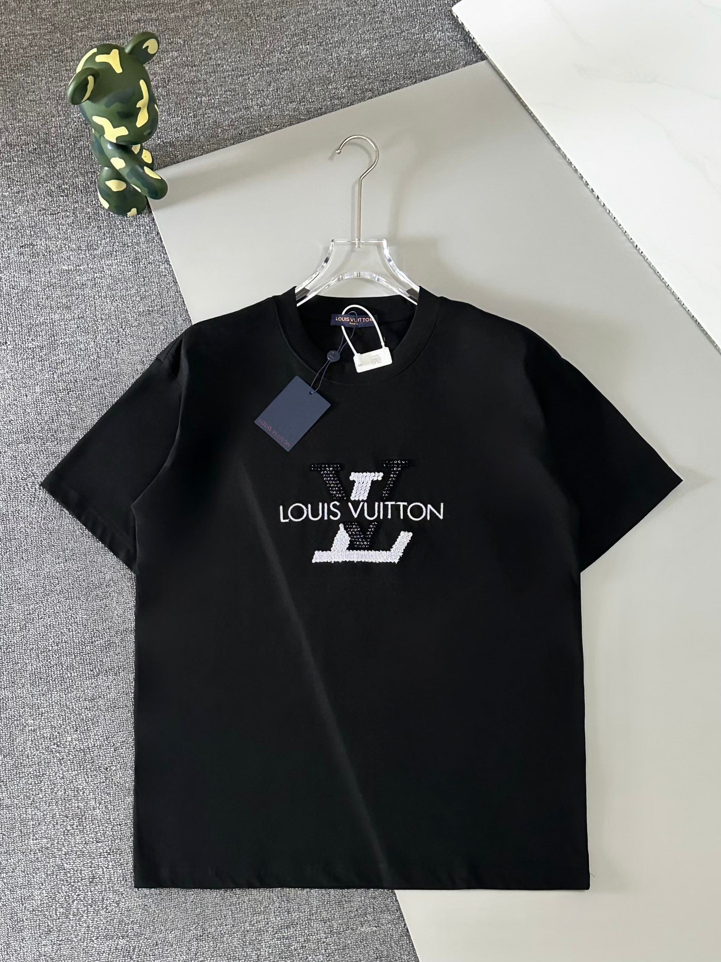 Louis Vuitton T-shirt NO.8