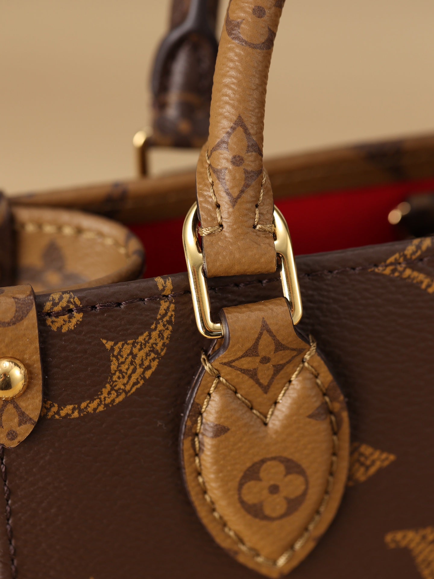 LV ONTHEGO BB Handbag