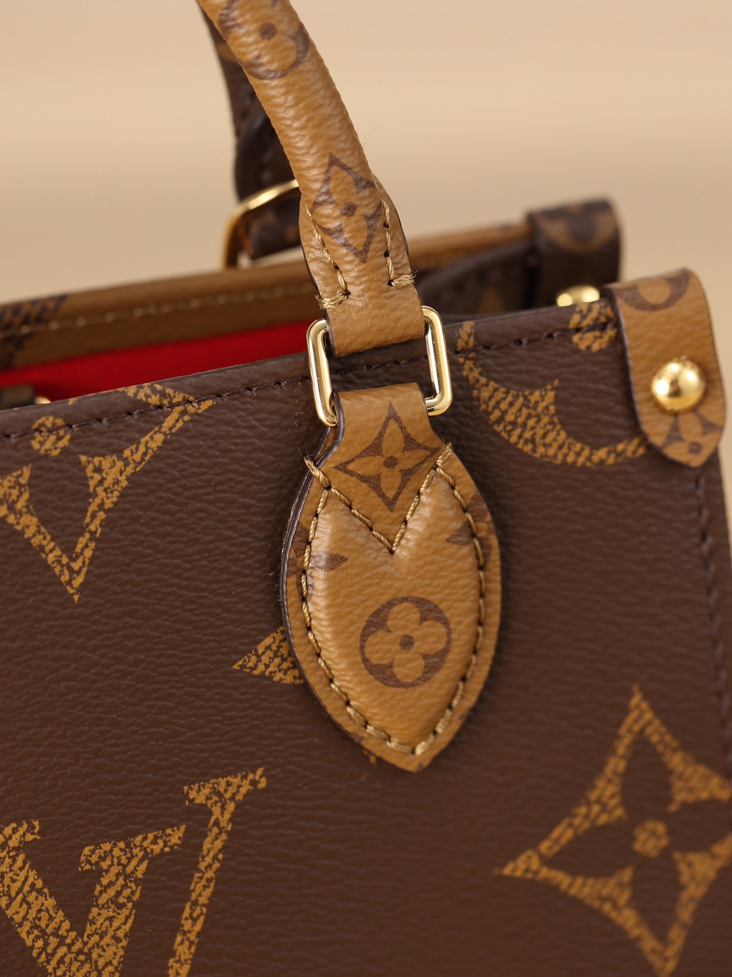 LV ONTHEGO BB Handbag