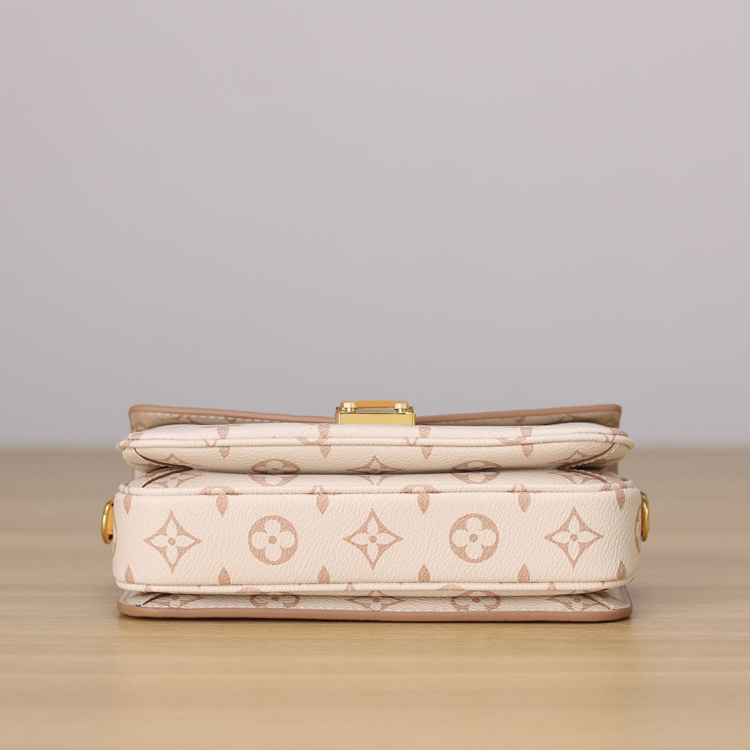 LV Pochette Metis East West S-lock Messenger bag