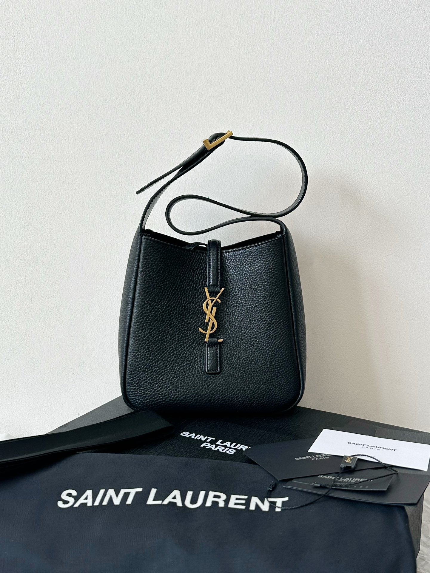 YSL LE5A7 Shoulder bag Mini size