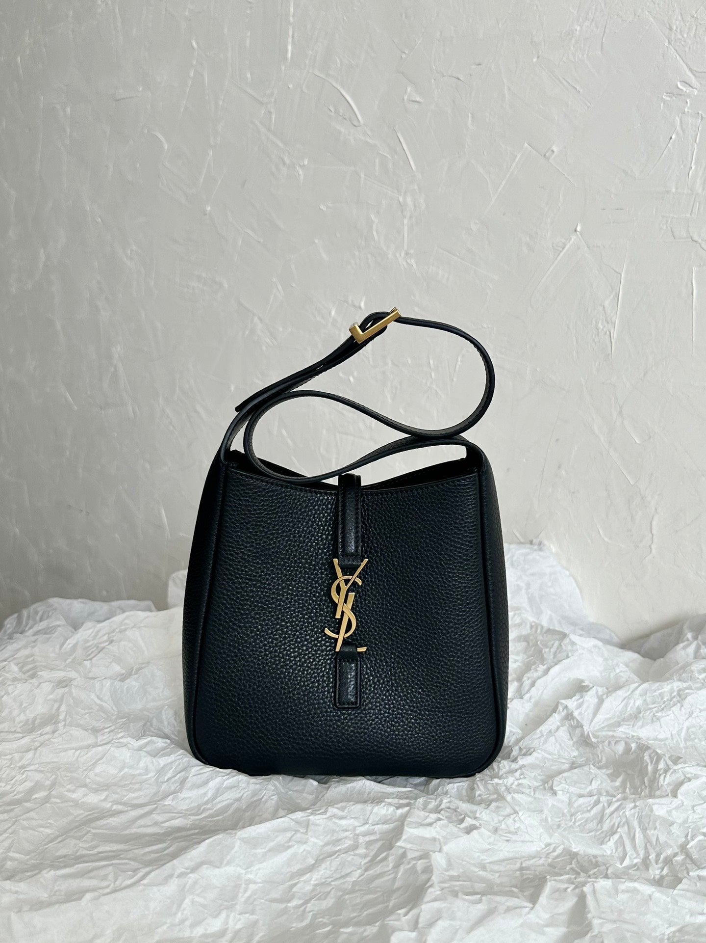 YSL LE5A7 Shoulder bag Mini size
