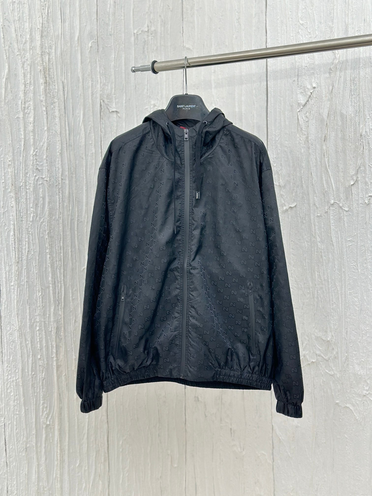 Gucci Coats & Jackets NO.2