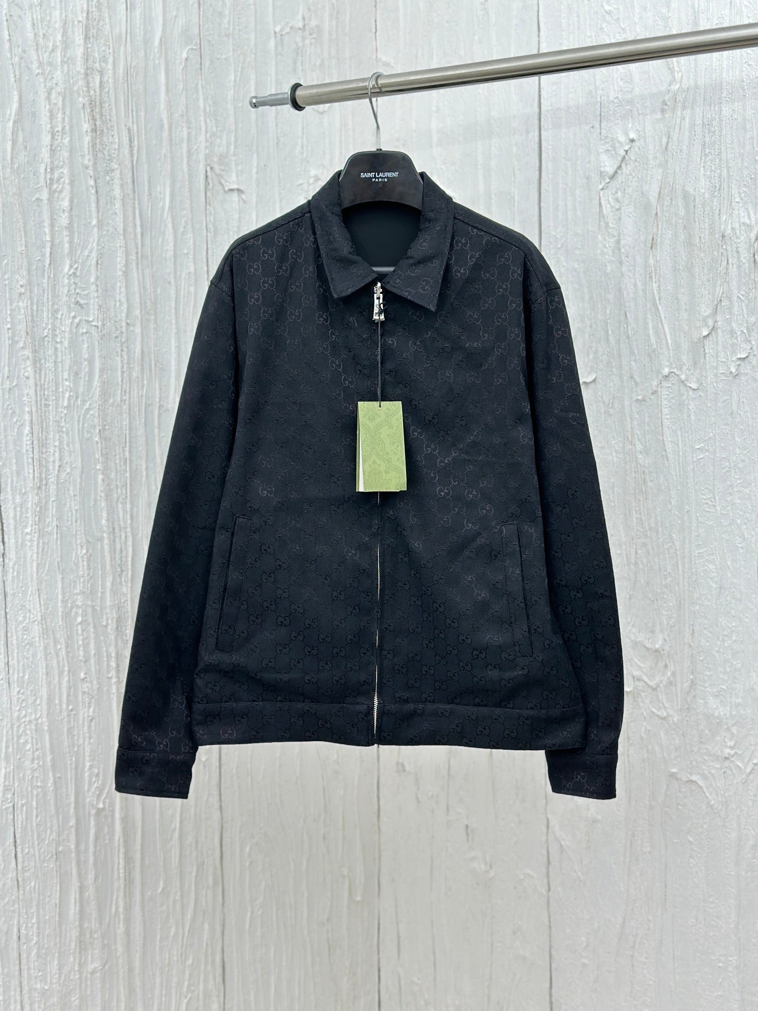 Gucci Coats & Jackets NO.2