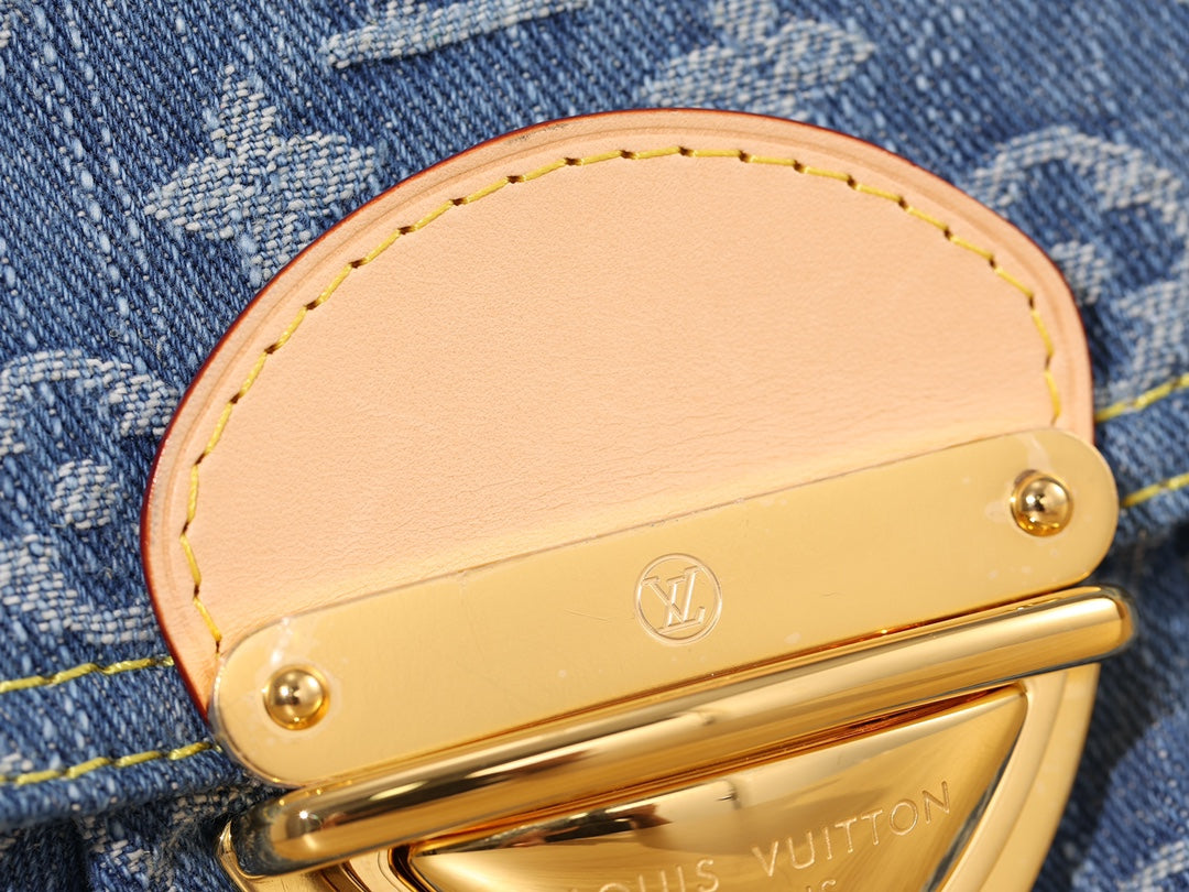 LV Sunset Shoulder bag