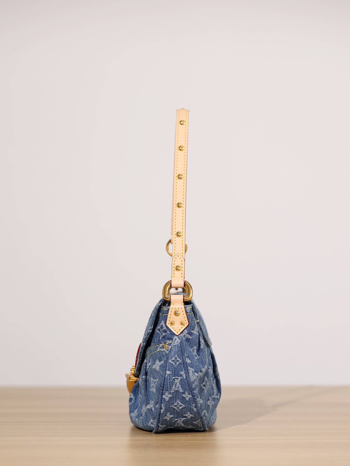 LV Sunset Shoulder bag