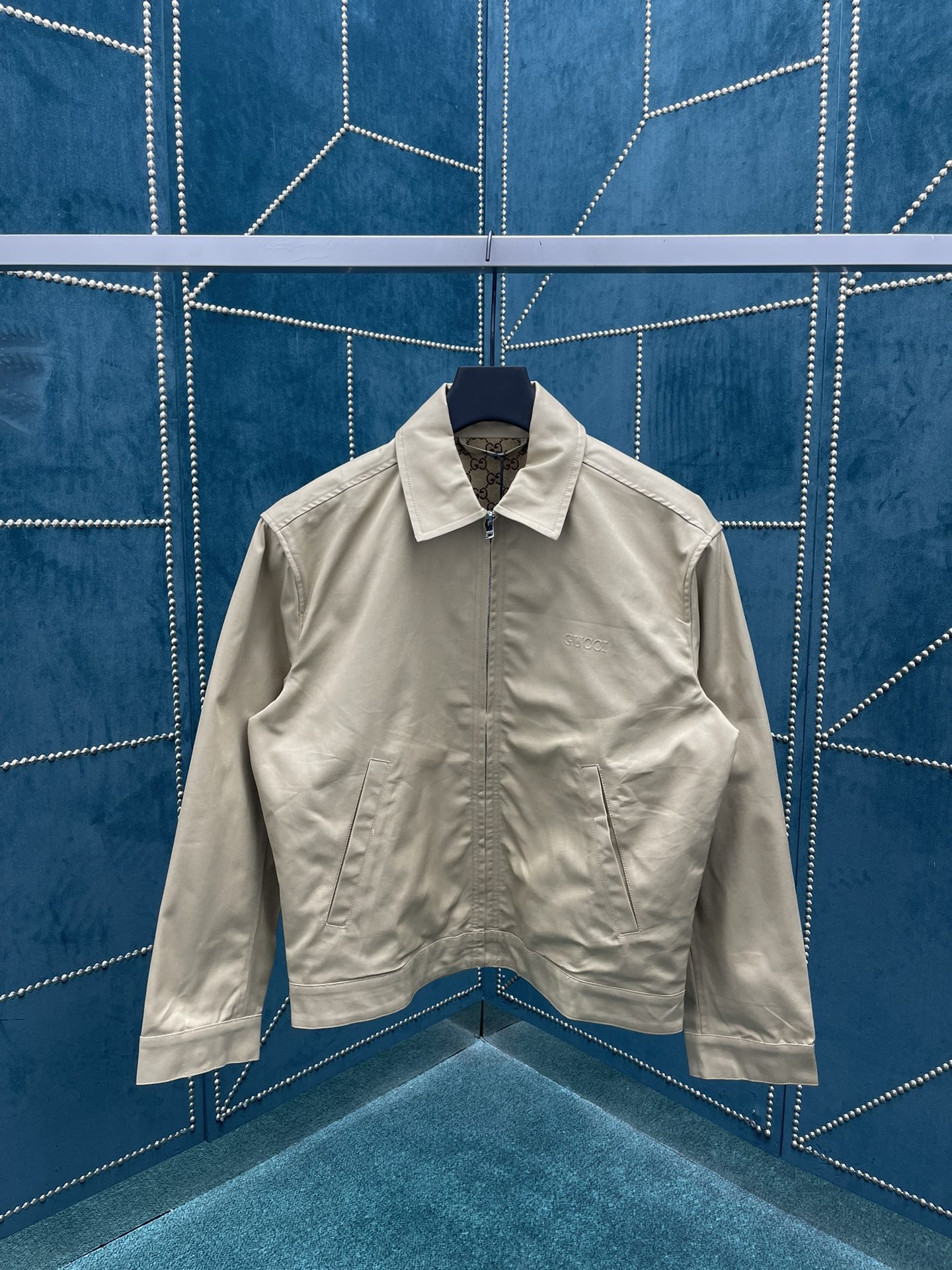 Gucci Coats & Jackets NO.5