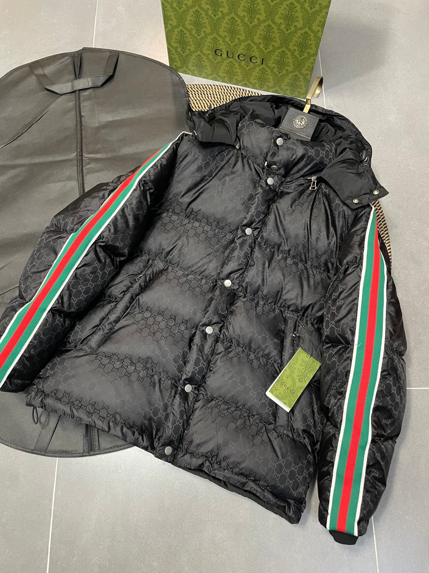 Gucci Coats & Jackets NO.6