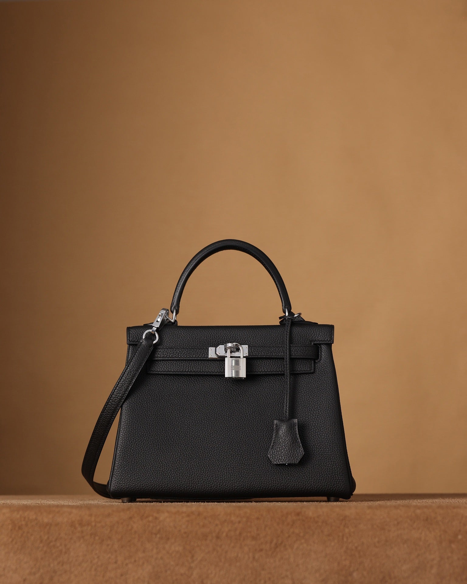 Hermès Kelly 25 Handbag togo leather