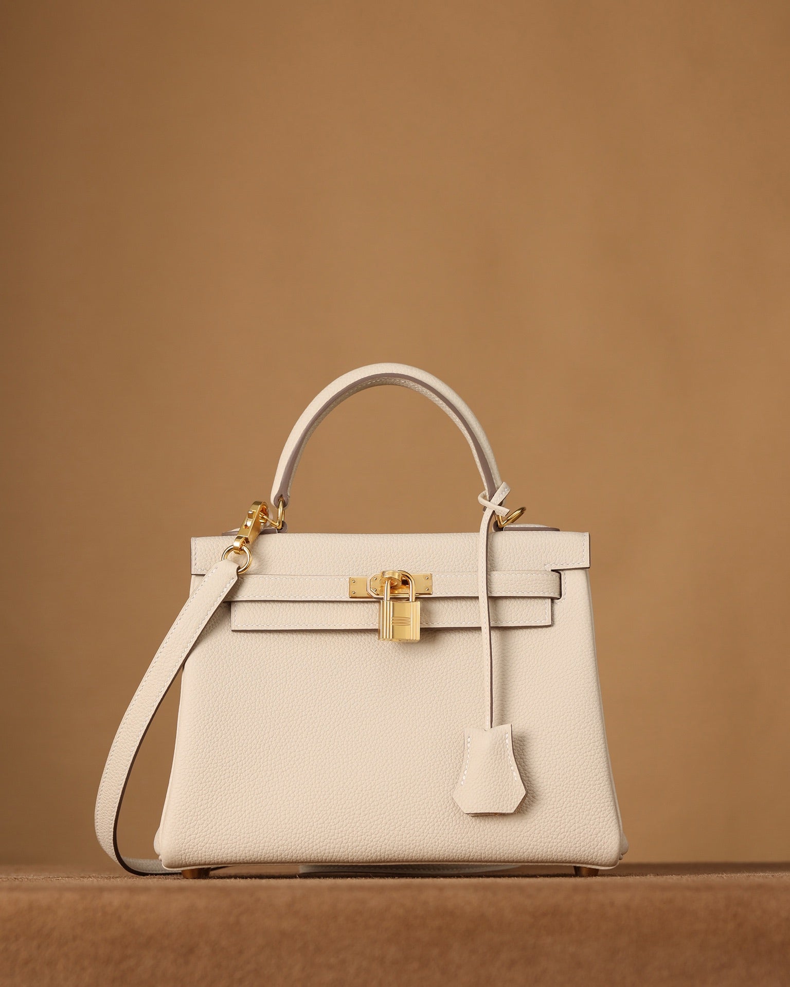 Hermès Kelly 25 Handbag togo leather